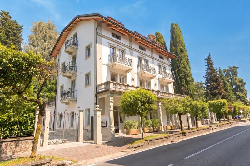 Kamy Home | Steps to the Lake & Free Park