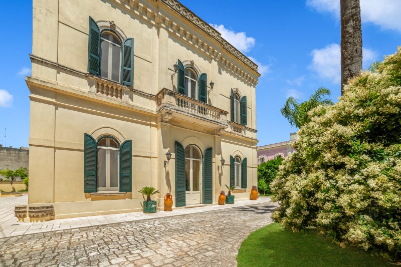 Villa Ciardo with Private Pool in Salento
