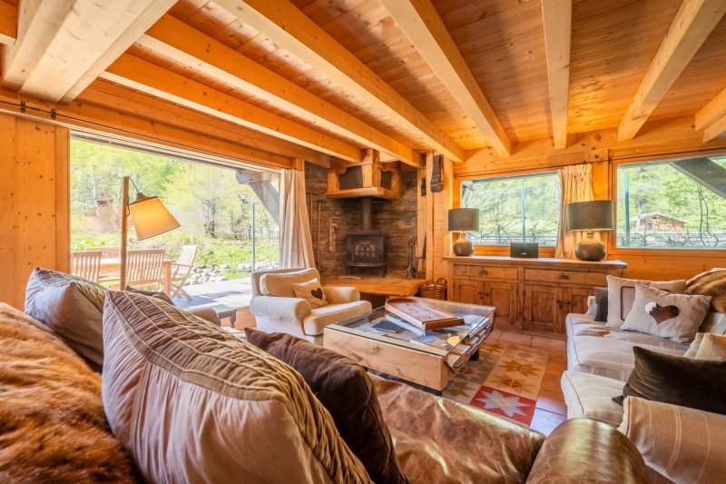 Chalet Montet Forest River Garden Lodge