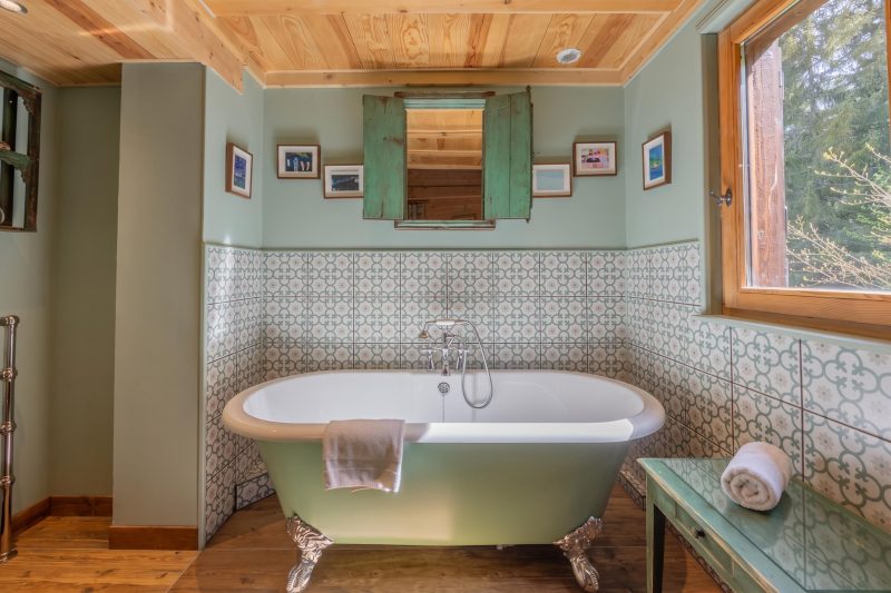 Chalet Montet Forest River Garden Lodge