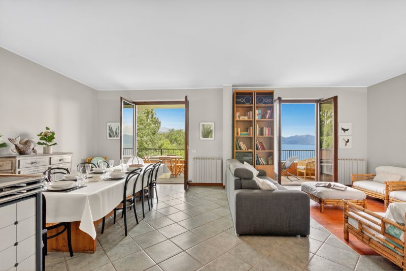 Riflessi Di Luce: Lake Maggiore View Balcony Stresa