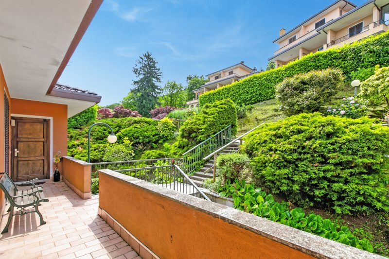 Riflessi Di Luce: Lake Maggiore View Balcony Stresa