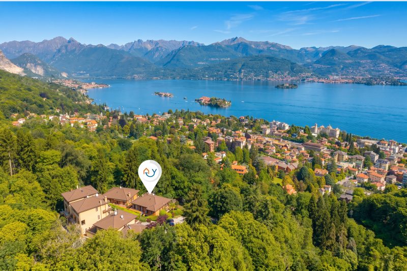 Riflessi Di Luce: Lake Maggiore View Balcony Stresa