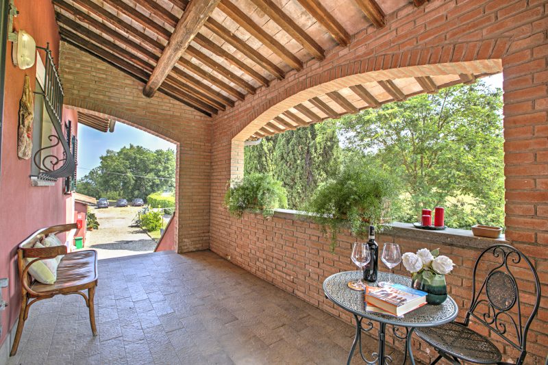 Relaxing Family Villa Roses Shared Pool10