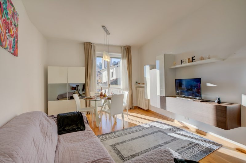 Dolce Orizzonte: 2 Balconies, 50 meters from the Lake Maggiore
