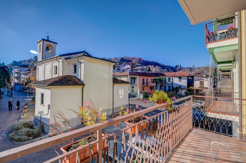 Dolce Orizzonte: 2 Balconies, 50 meters from the Lake Maggiore