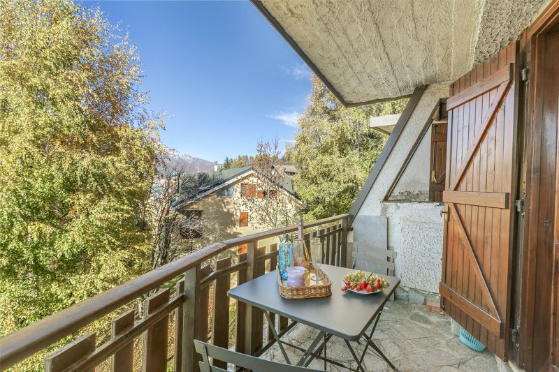 La Chicchetta Balcony & Mountain Views