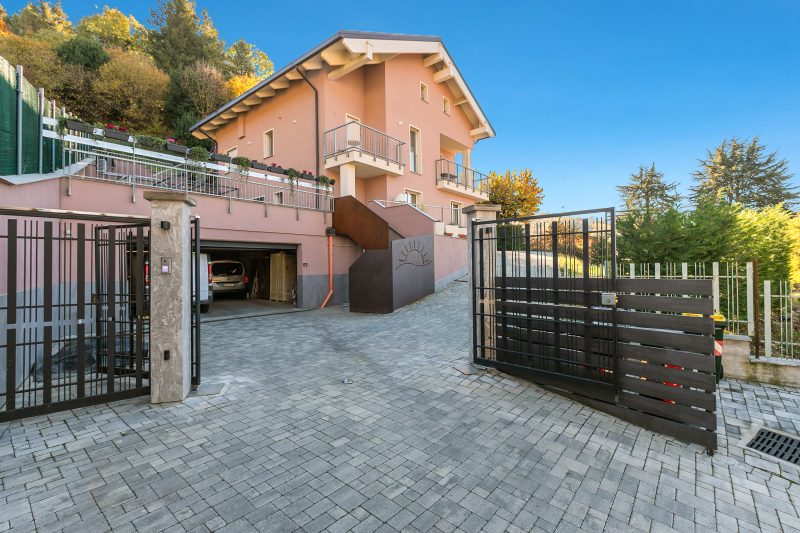 Appartamento Ciclamino with Garden and Parking