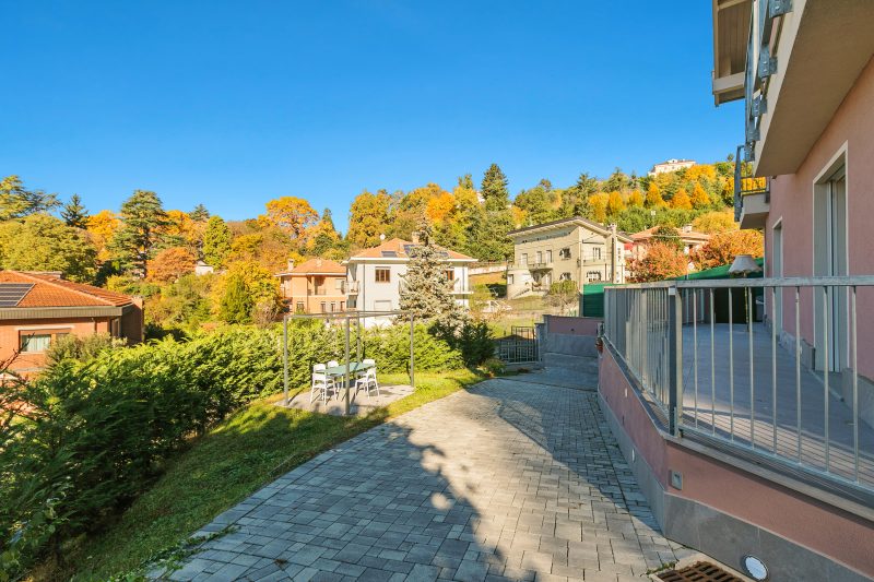 Appartamento Ciclamino with Garden and Parking
