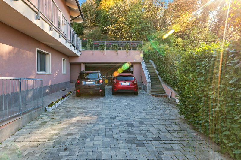 Appartamento Ciclamino with Garden and Parking