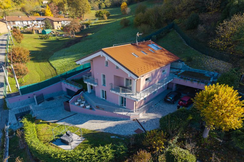 Appartamento Ciclamino with Garden and Parking