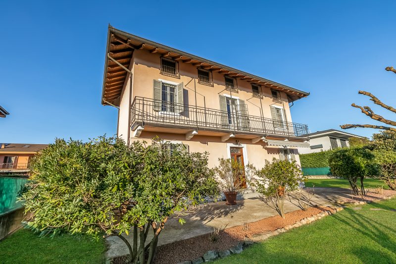 Villino Maria Private Garden & Relax near Lake Maggiore