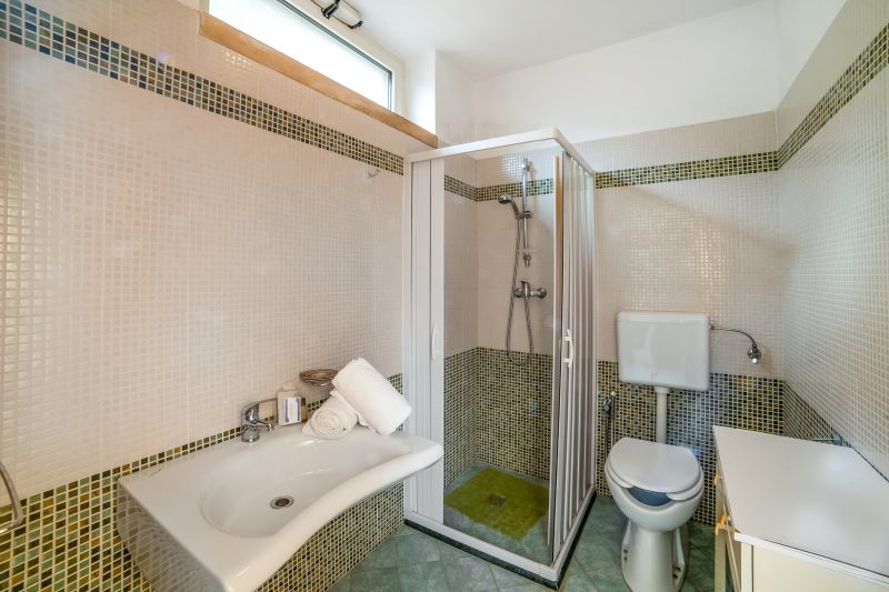 Apartment Civico 32 - Gardens & Shared Pool