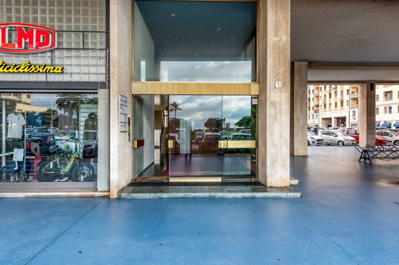 Piazza Rossetti 3A/8A