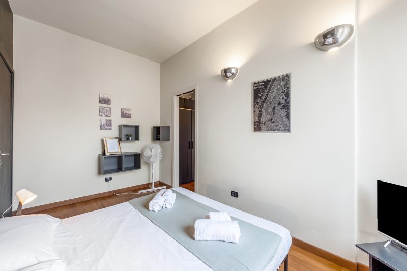 Piazza Rossetti 3A/8A