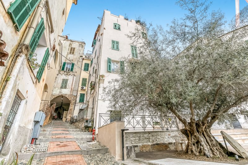 Casa di Lilo Sanremo Historic Center Apartment | Sleeps 4 | A/C