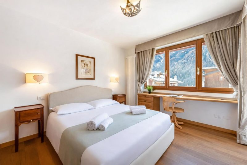 Charming Apartment Close to Cableway