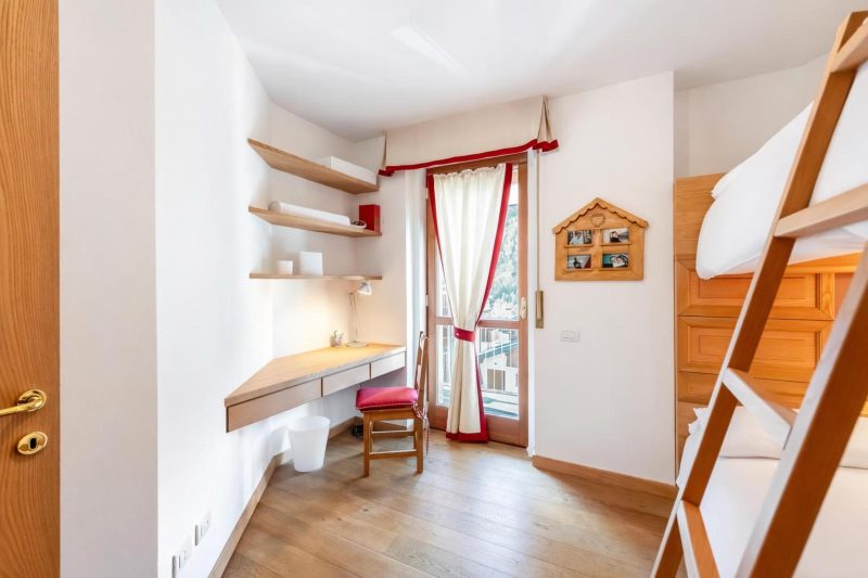 Charming Apartment Close to Cableway