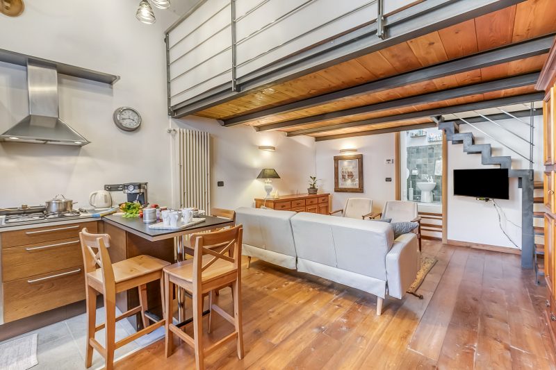 Le Bon Bon Rose Alpine Retreat for 4