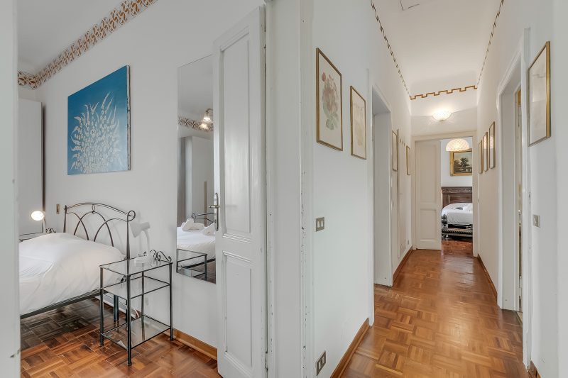 Villa Incanto Sul Lago: Lakefront, Garden & Balconies (Sleeps 7)