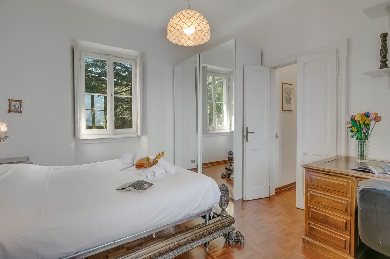 Villa Incanto Sul Lago: Lakefront, Garden & Balconies (Sleeps 7)