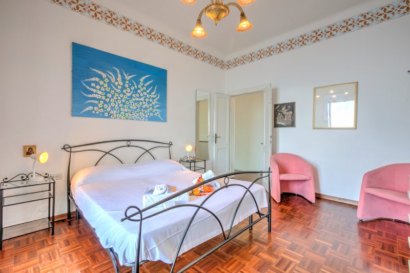 Villa Incanto Sul Lago: Lakefront, Garden & Balconies (Sleeps 7)