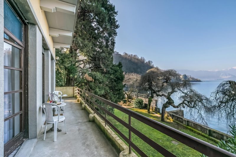 Villa Incanto Sul Lago: Lakefront, Garden & Balconies (Sleeps 7)