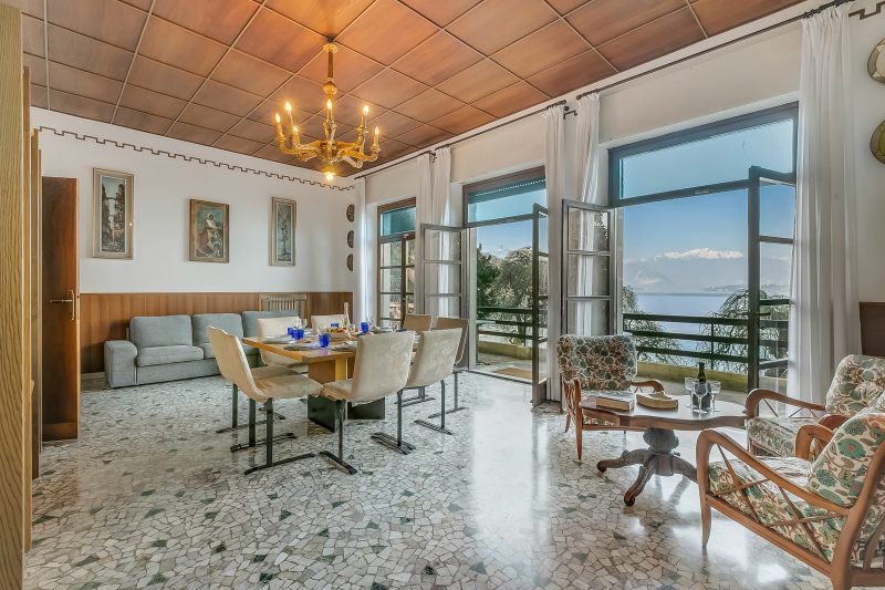Villa Incanto Sul Lago: Lakefront, Garden & Balconies (Sleeps 7)