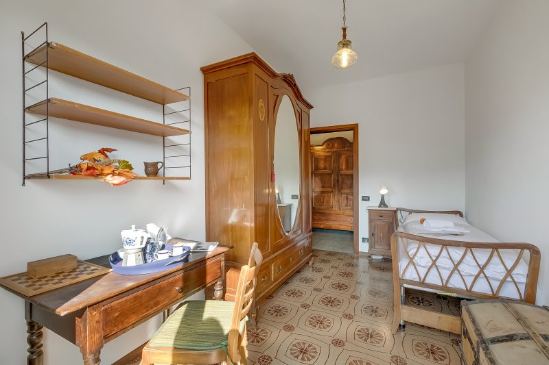 Villa Eva: Leggiuno 5-Bed Villa for Families & Groups (Sleeps 10)