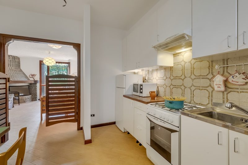 Villa Eva: Leggiuno 5-Bed Villa for Families & Groups (Sleeps 10)