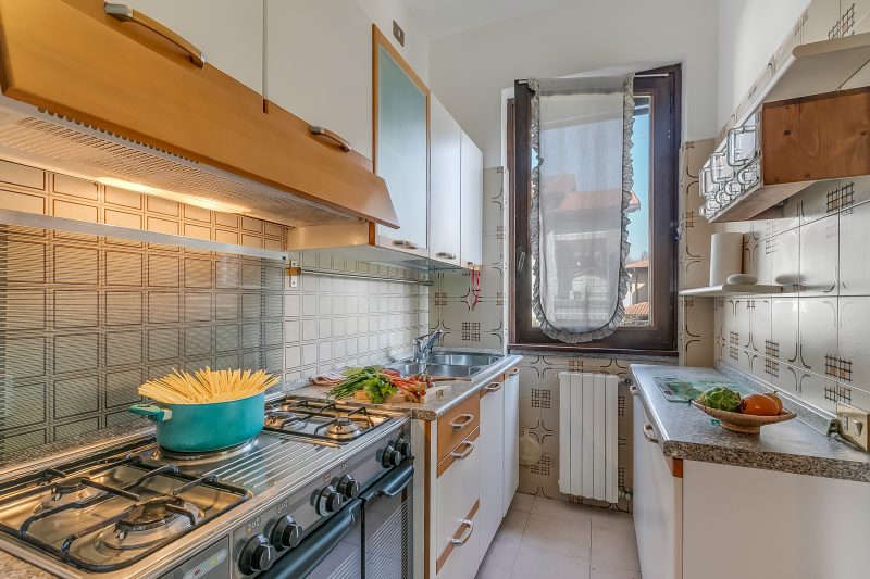 Villa Eva: Leggiuno 5-Bed Villa for Families & Groups (Sleeps 10)