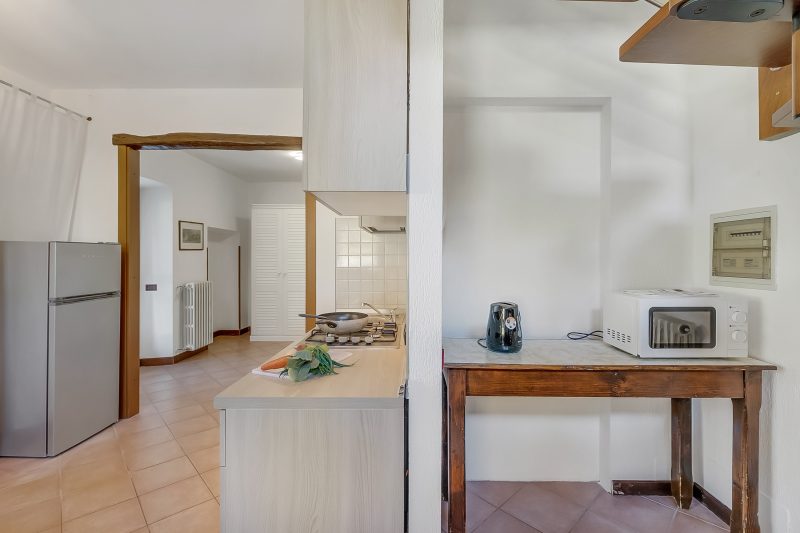 Il Borgo Del Vergante Casa Lina: Ac And Balcony