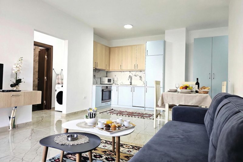 One Bedroom Apartment In Saranda - 001