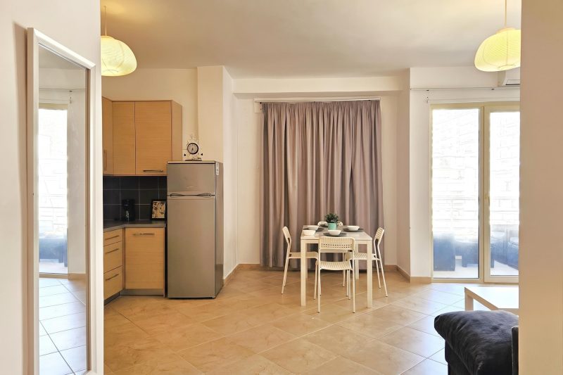 Holiday Apartment With Sea View - 180