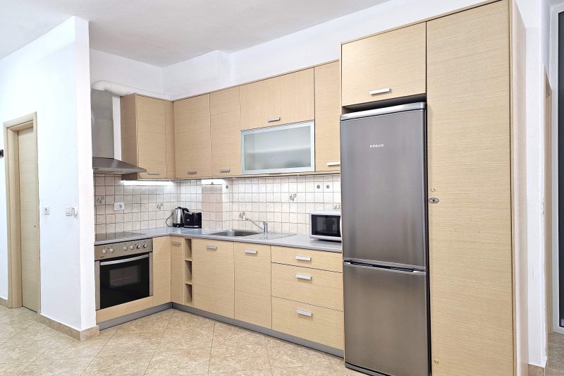 Two Bedroom Apartment With Sea View-021