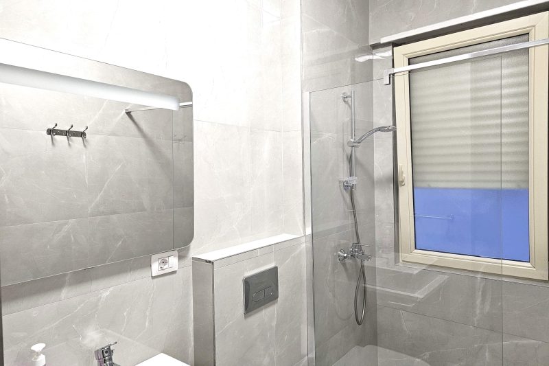 Two Bedroom Apartment With Sea View-021