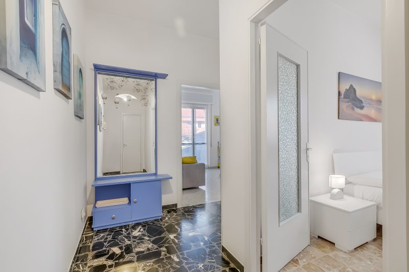 Verdi Loano Beach Apartment with Balcony
