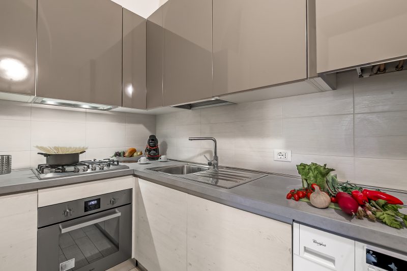 Garibaldi - Loano Centre Apartment for 4