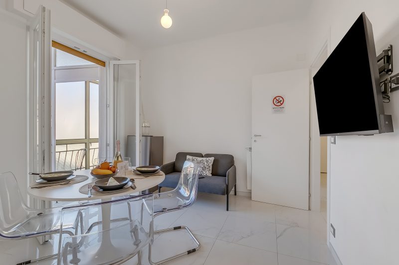 Boccaccio - Apartment with Balcony, Near Marina & Beach