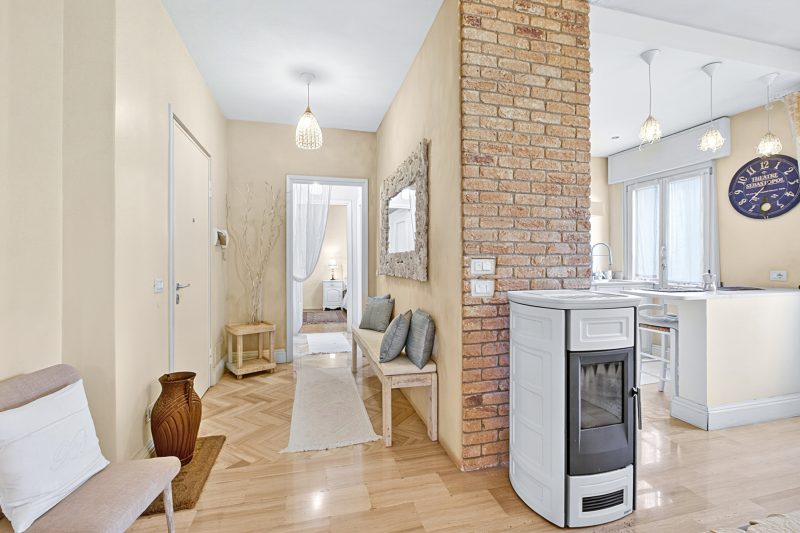 Chic Retreat with Park | Central Salò