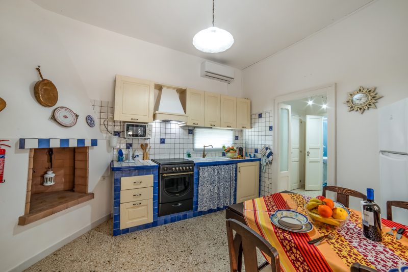 Villino Salentum with Private Pool and Garden