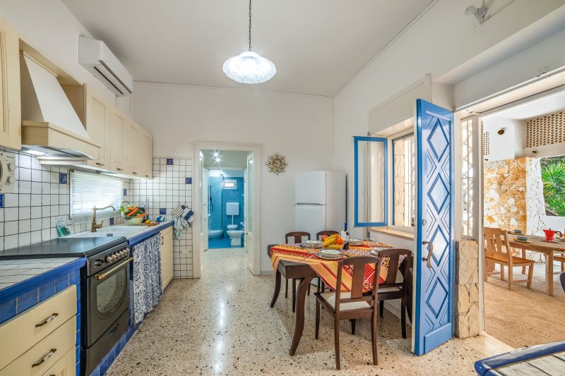 Villino Salentum with Private Pool and Garden
