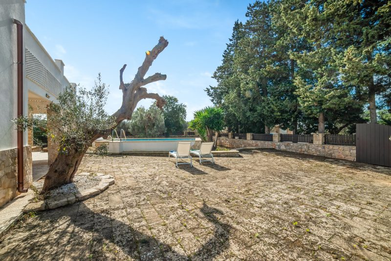 Villino Salentum with Private Pool and Garden