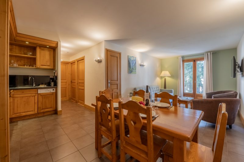 V Balme 12: Beside Ski Lift; Pool, Sauna & Gym