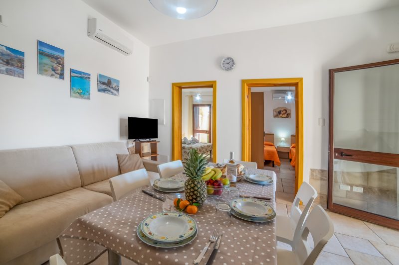 Villa Gloria with Garden near the Sea