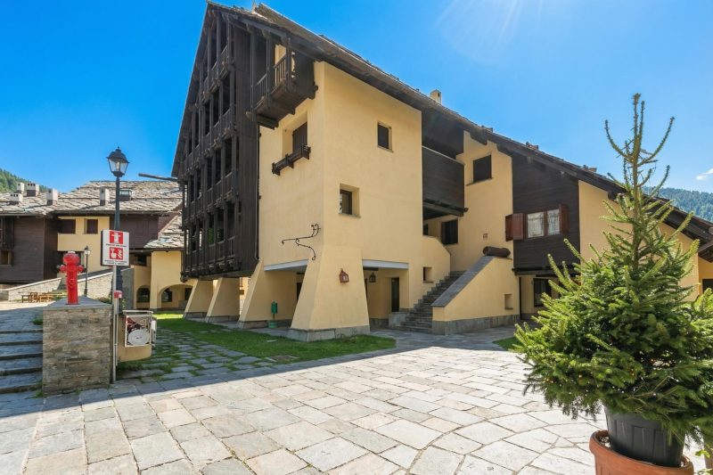 La Piazzetta - Flat with Parking for 4