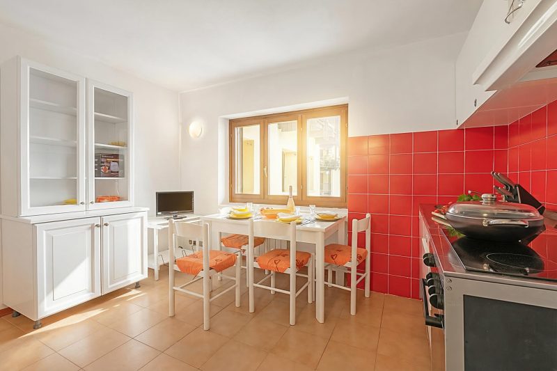 La Piazzetta - Flat with Parking for 4