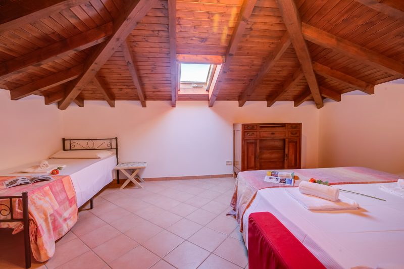 Casa al Castello in Leggiuno with Garden