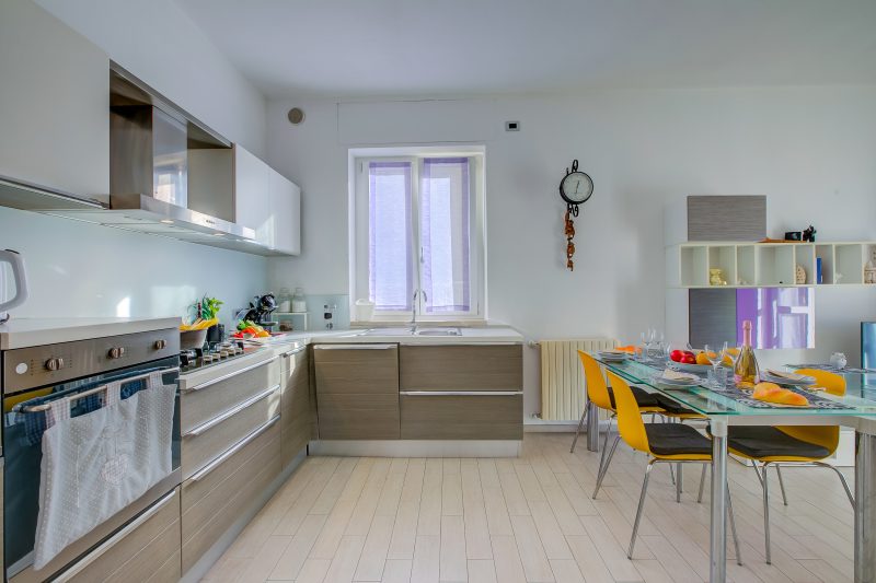 Asia Apartment 2BR in Laveno Center