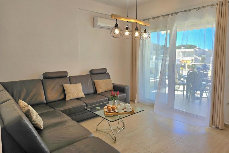 Perla Holiday Homes 143